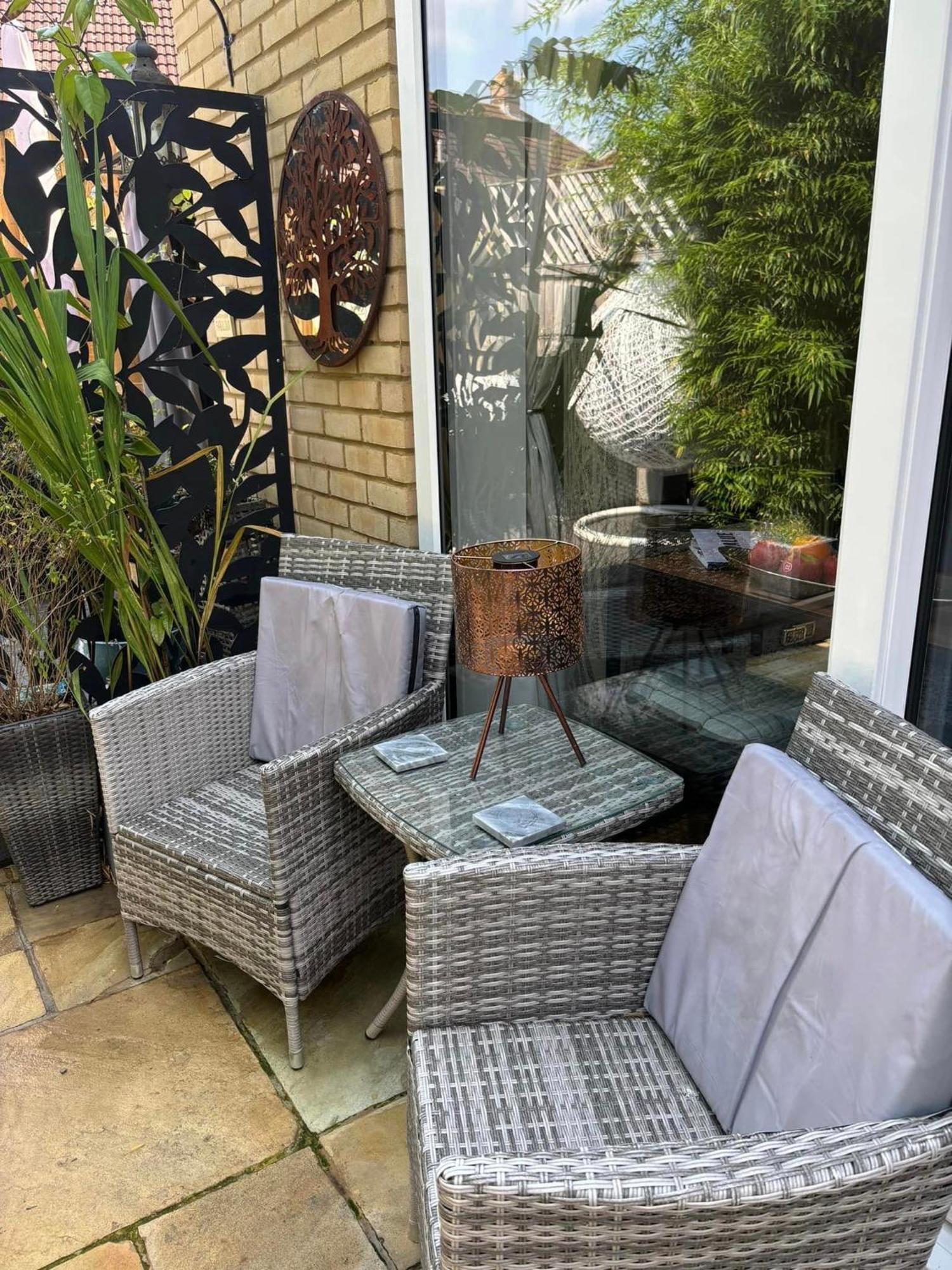 伯恩茅斯Secret Gem 1 Bed Garden Flat Private Luxury Hot Tub公寓 外观 照片