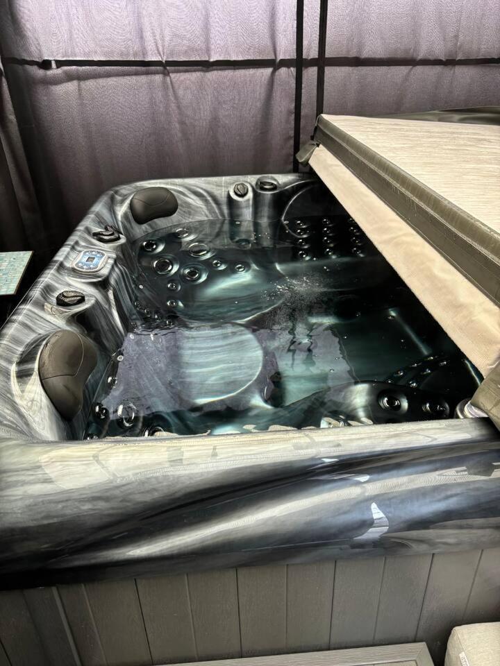 伯恩茅斯Secret Gem 1 Bed Garden Flat Private Luxury Hot Tub公寓 外观 照片